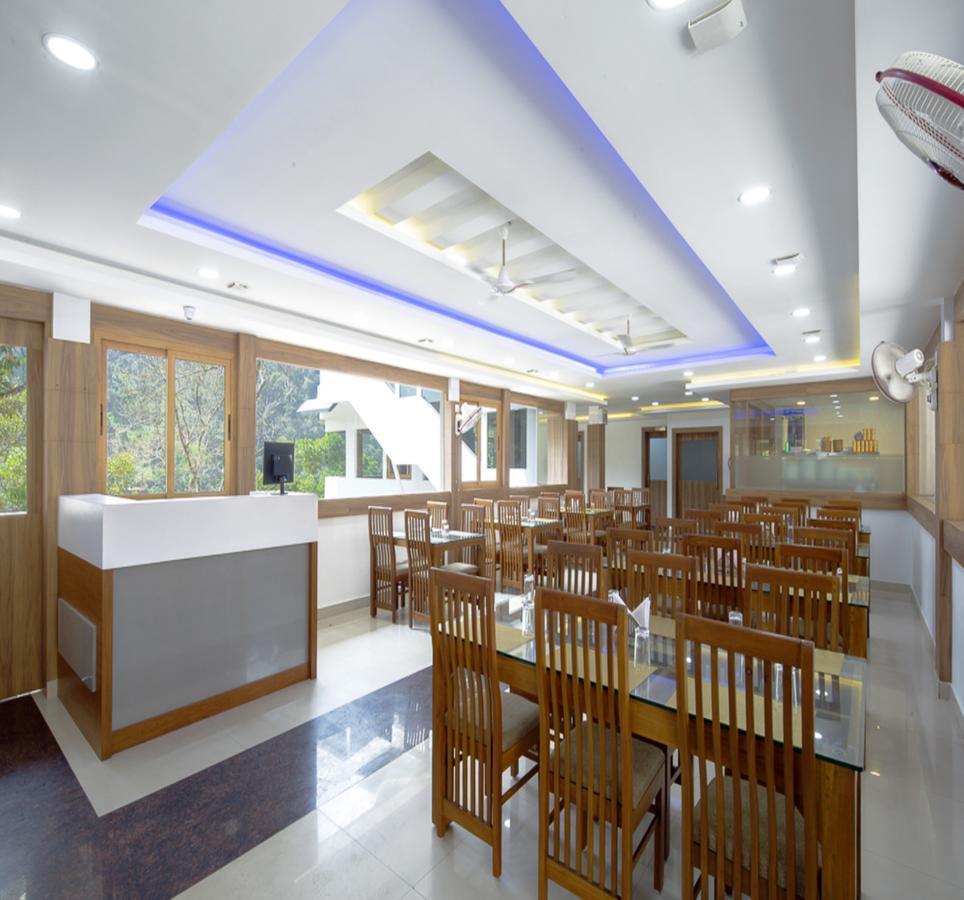 Hotel Hostess Thekkady Exterior foto