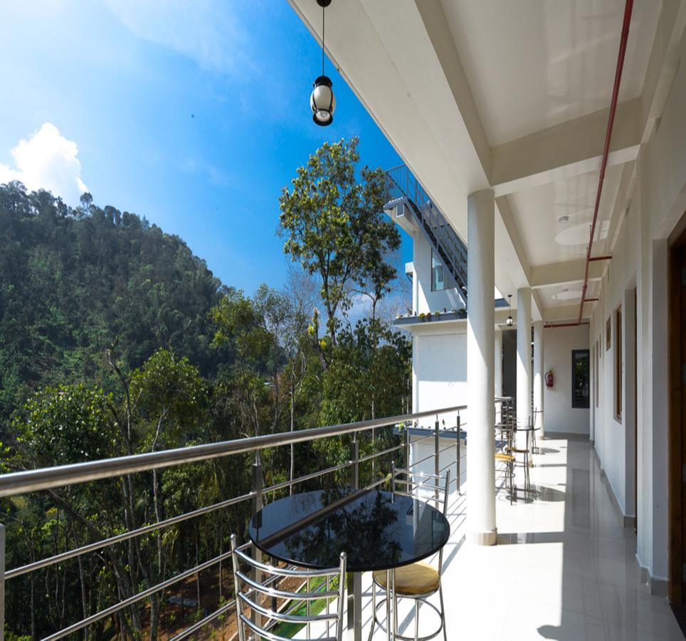 Hotel Hostess Thekkady Exterior foto