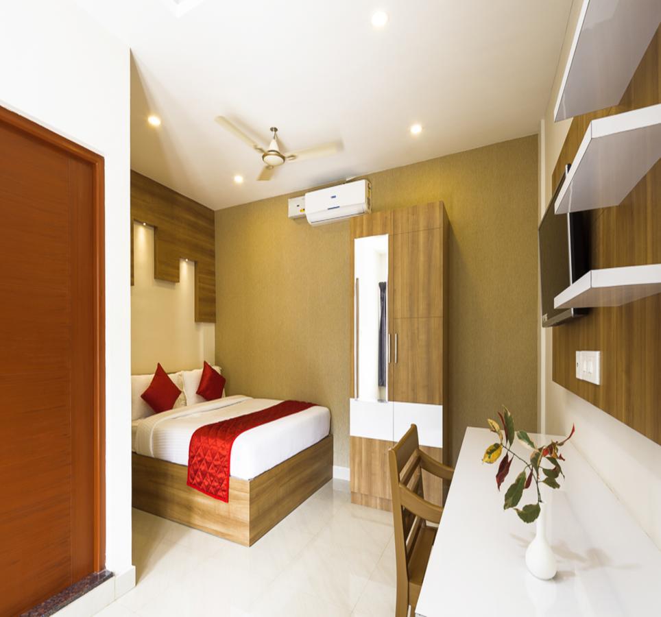 Hotel Hostess Thekkady Exterior foto